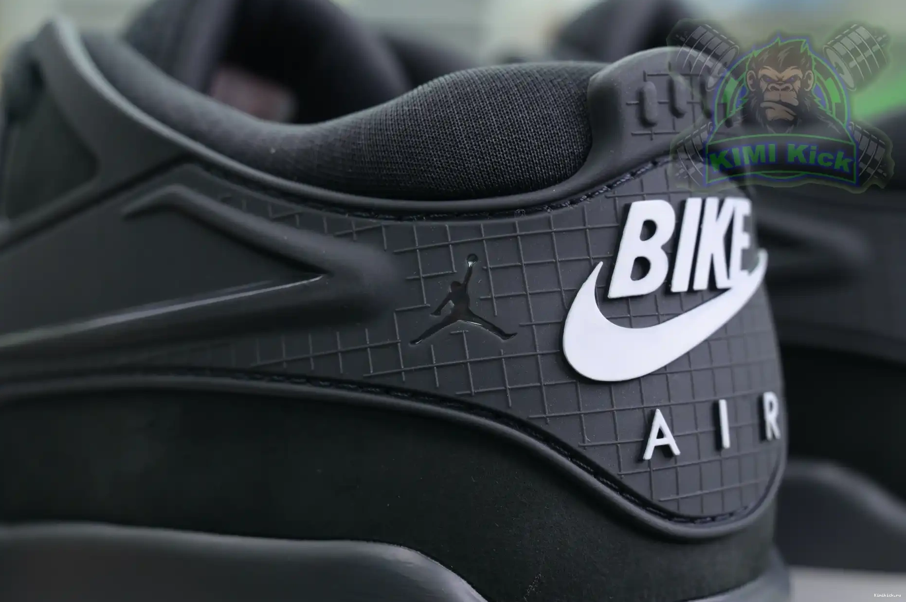 Jordan Nigel SP RM “Anthracite” x Kimikick Jordan 4 Sylvester Air 0427